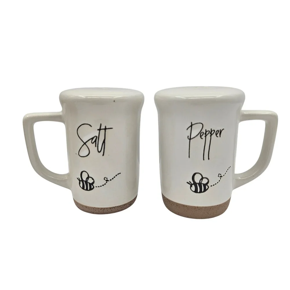 Bee Salt Pepper Shakers Set Ceramic Mug Style Kitchen‎ Decor Gift